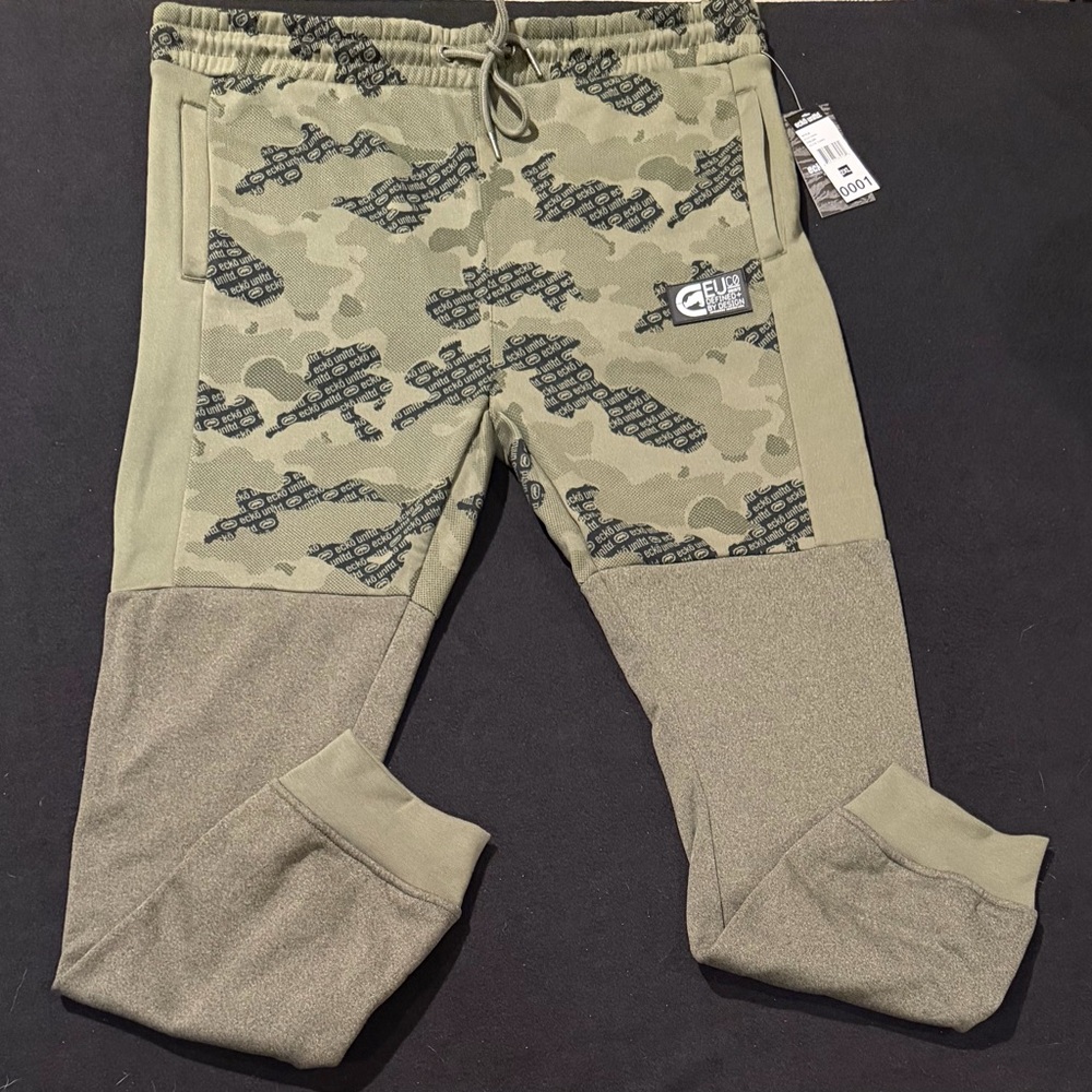 *Ecko Unlimited Camo Patch‎ Pattern Olive Green Sweatpants Mens Size XXL NWT